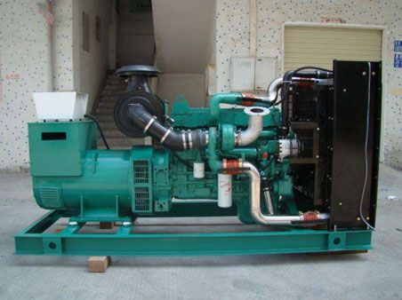 宁海1100kw康明斯柴油发电机组图片 宁海1100kw康明斯柴油发电机组图片